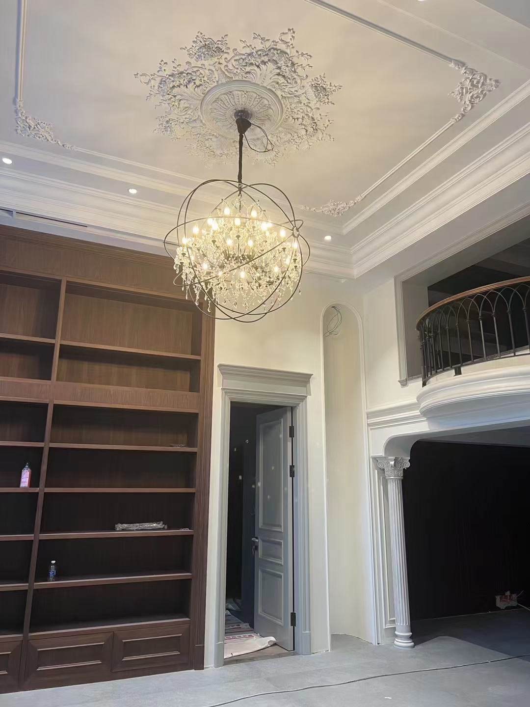 What is a rosette ceiling?
